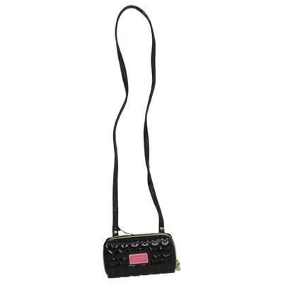 Axelremsväska (Svart) från Betsey Johnson Polyester, Polyuretan