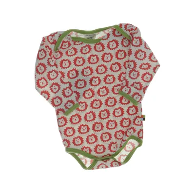 Body (Vit, Röd, Grön) från Loud + Proud Ekologisk bomull