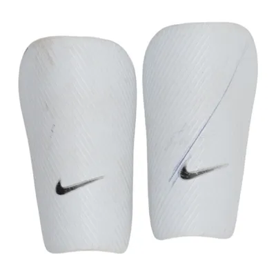 Knäskydd (Vit) från Nike