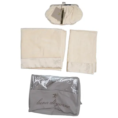 Travel accessory (Beige) from Luna di Giorno