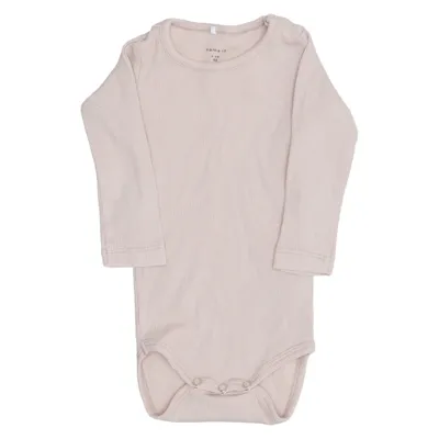 Body (Beige) fra Name It Økologisk bomuld
