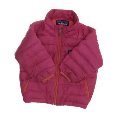 Lättviktsjacka (Rosa) från Patagonia Dun, Polyester