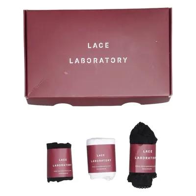 Trusser (Sort, Hvid) fra Lace Laboratory