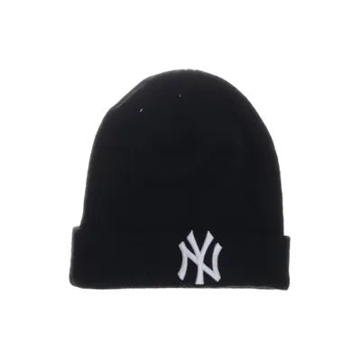 Mössa (Svart) från New Era Akryl