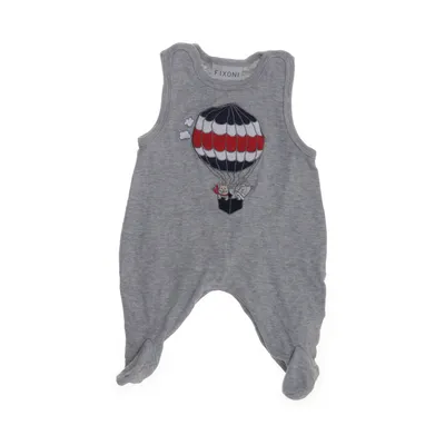 Sparkdräkt (Grå, Röd, Vit) från Fixoni Bomull