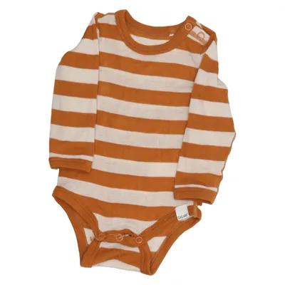Body (Brown, White) from Celavi Wool