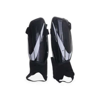 Benskydd (Svart, Vit) från Nike