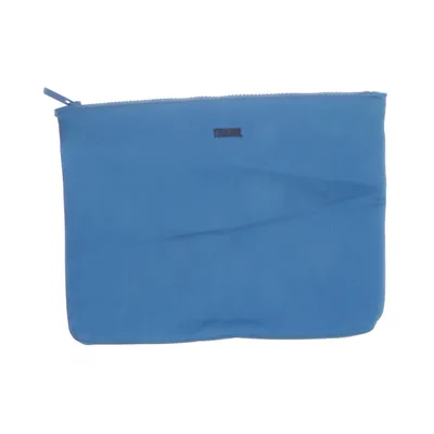 Sminkväska (Blå) från Triangl