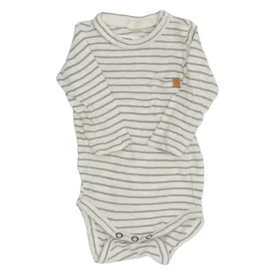 Body (Vit, Grå) från Lil' Atelier Linne, Ekologisk bomull