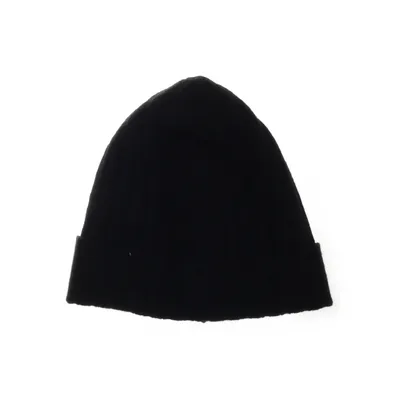 Beaniemössa (Svart) från Amanda Christensen