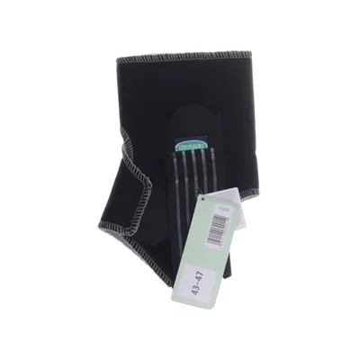 Wrist support (Black) from Sensiplast
