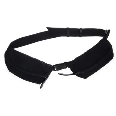 Midjeväska (Svart) från Maison Kitsuné