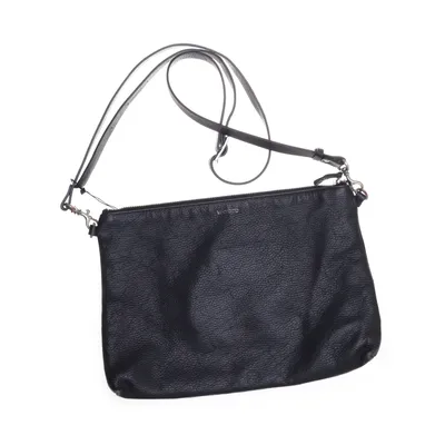 Axelremsväska (Svart) från WHYRED