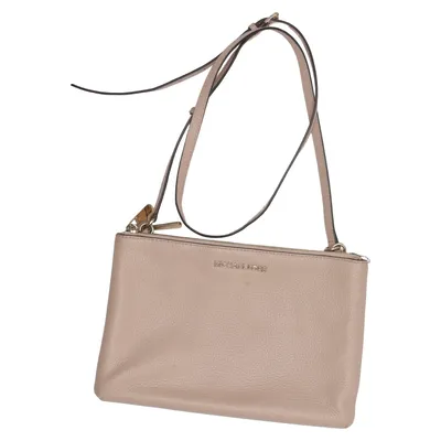 Axelremsväska (Beige) från Michael Kors