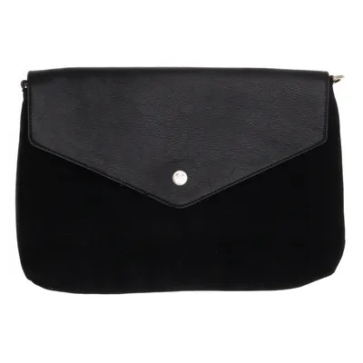 Pochette enveloppe (Noir) de Ulrika