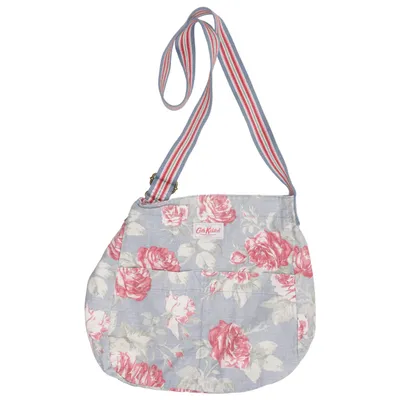 Axelremsväska (Blå, Röd, Grön) från Cath Kidston