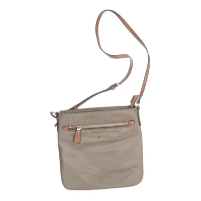 Axelremsväska ( Kelsey) från Michael Kors