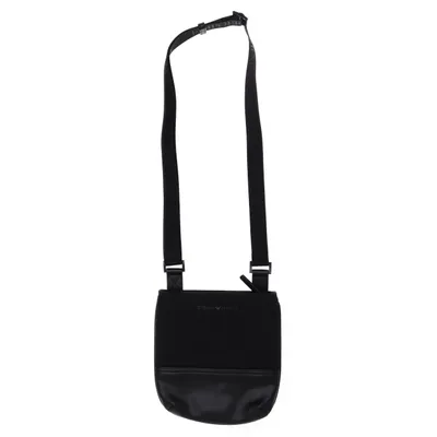 Axelremsväska (Svart) från Emporio Armani