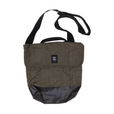 Axelremsväska (Grön, Brun) från Crumpler