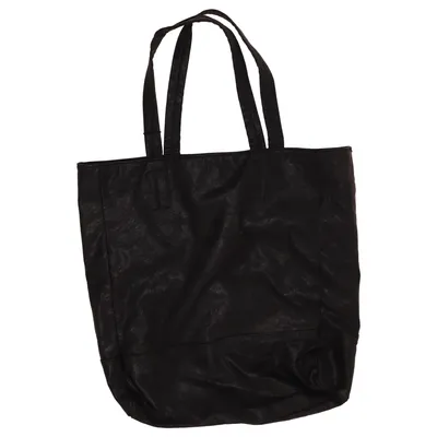 Handbag (Black) from Soaked in Luxury