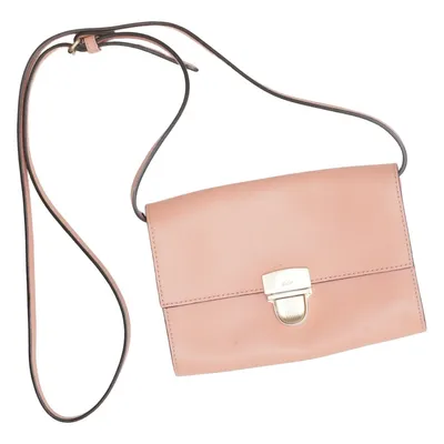 Axelremsväska (Rosa) från JOOP!