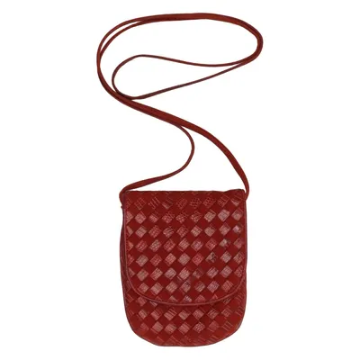 Axelremsväska (Röd) från Bottega Veneta