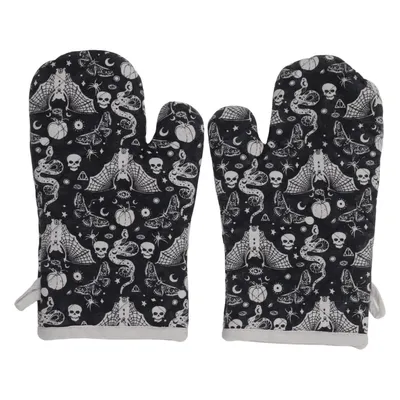 Oven mitts (Black, White) from Halloween
