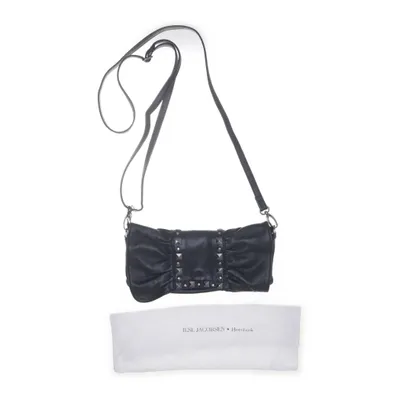 Axelremsväska (Svart) från Ilse Jacobsen