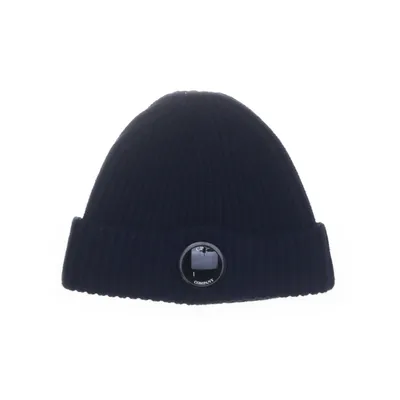 Beaniemössa (05CMAC174A 003321A) från C.P. Company Ull