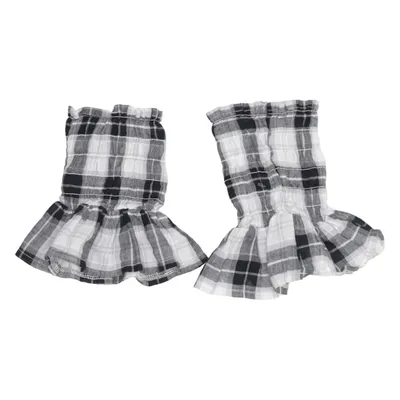 Wrist warmers (Black, White) from Olars Ulla