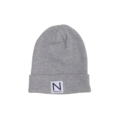 Beaniemössa (Grå) från New Black Akryl