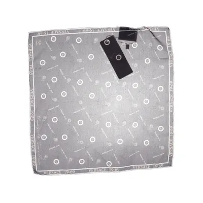 Halsdoek (Blauw, Wit, Meerkleurig) van 19V69 Italia by Versace 1969 Polyester