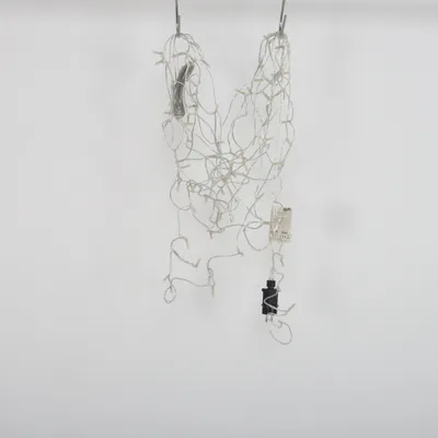 Ljusslinga (Cool White LED String Light Transparent Cable) från North Light