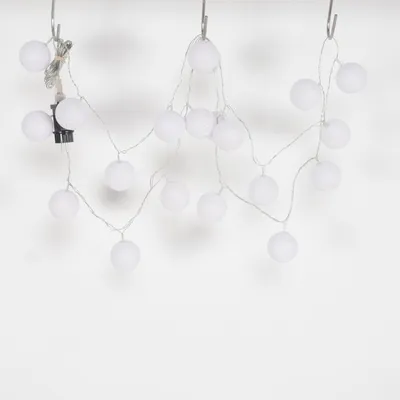 String lights (White) from Rusta
