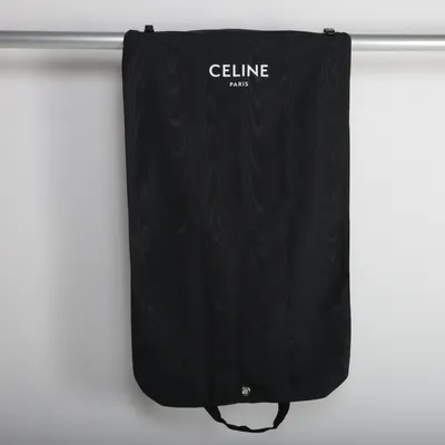 Resegarderob (Svart) från Celine