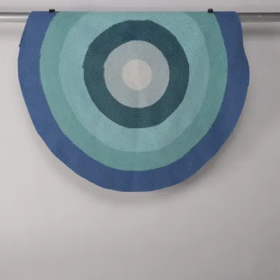 Vävd matta (Blå, Grön, Vit) från Sebra Bomull