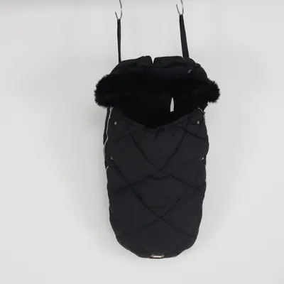 Åkpåse (Svart) från Petite Chérie