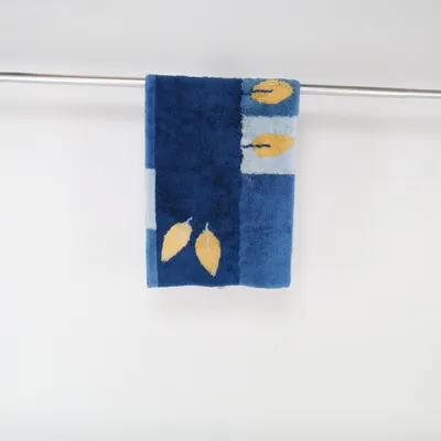 Badrumsmatta (Blå, Gul, Vit) från Kleine Wolke