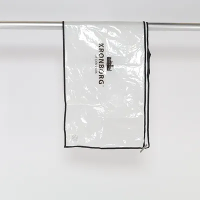 Resegarderob (Transparent) från Kronborg