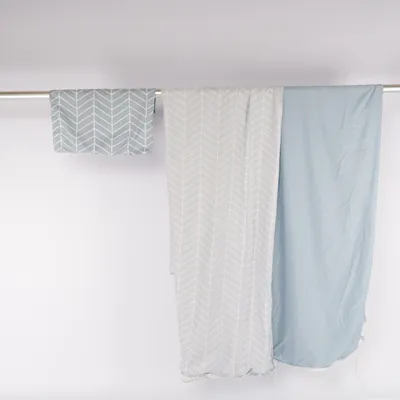 Dekbedset (Blauw, Wit) van Amazon Basics Polyester
