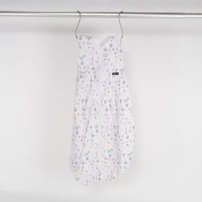 Babysovepose (Hvid, Flerfarvet) fra Alvi Bomuld