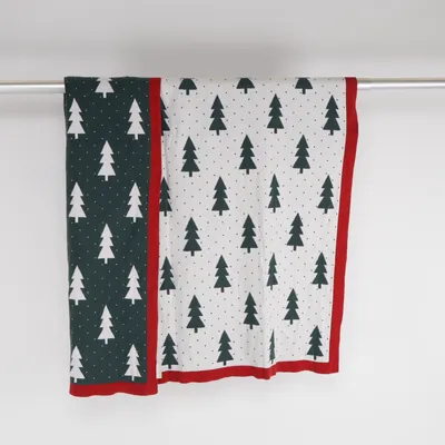 Blanket (Green, Red, White) from Kaisely Cotton