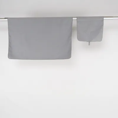 Resehandduk (Grå) från IKEA
