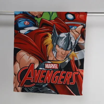 Strandhandduk (Röd, Flerfärgad) från Marvel Avengers Polyester
