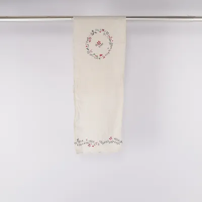 Table runner (White, Multicolored) from Depot Cotton
