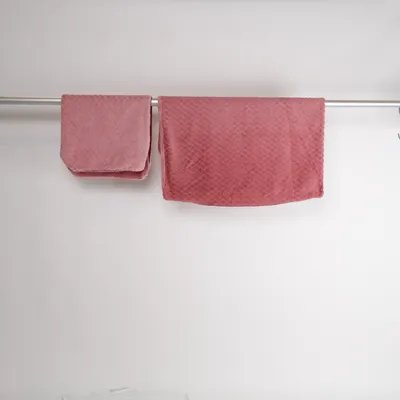 Bed set (Pink) from Mont Chalet Polyester
