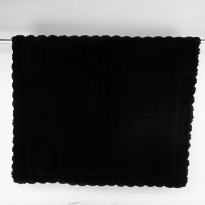 Blanket (Black) from Mont Chalet Polyester