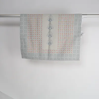 Fladvævet tæppe (GOKVÄLLA) fra IKEA Polyester