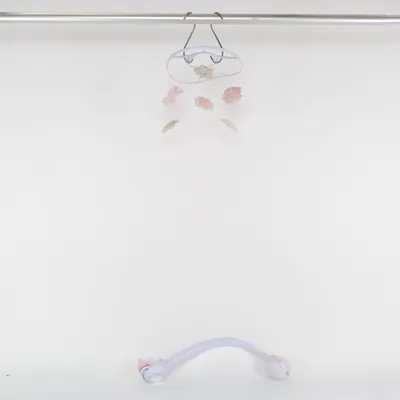 Baby mobiel (Grijs, Roze) van Infantino