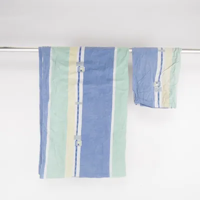 Parure de lit (Bleu, Vert, Blanc) de Biberna